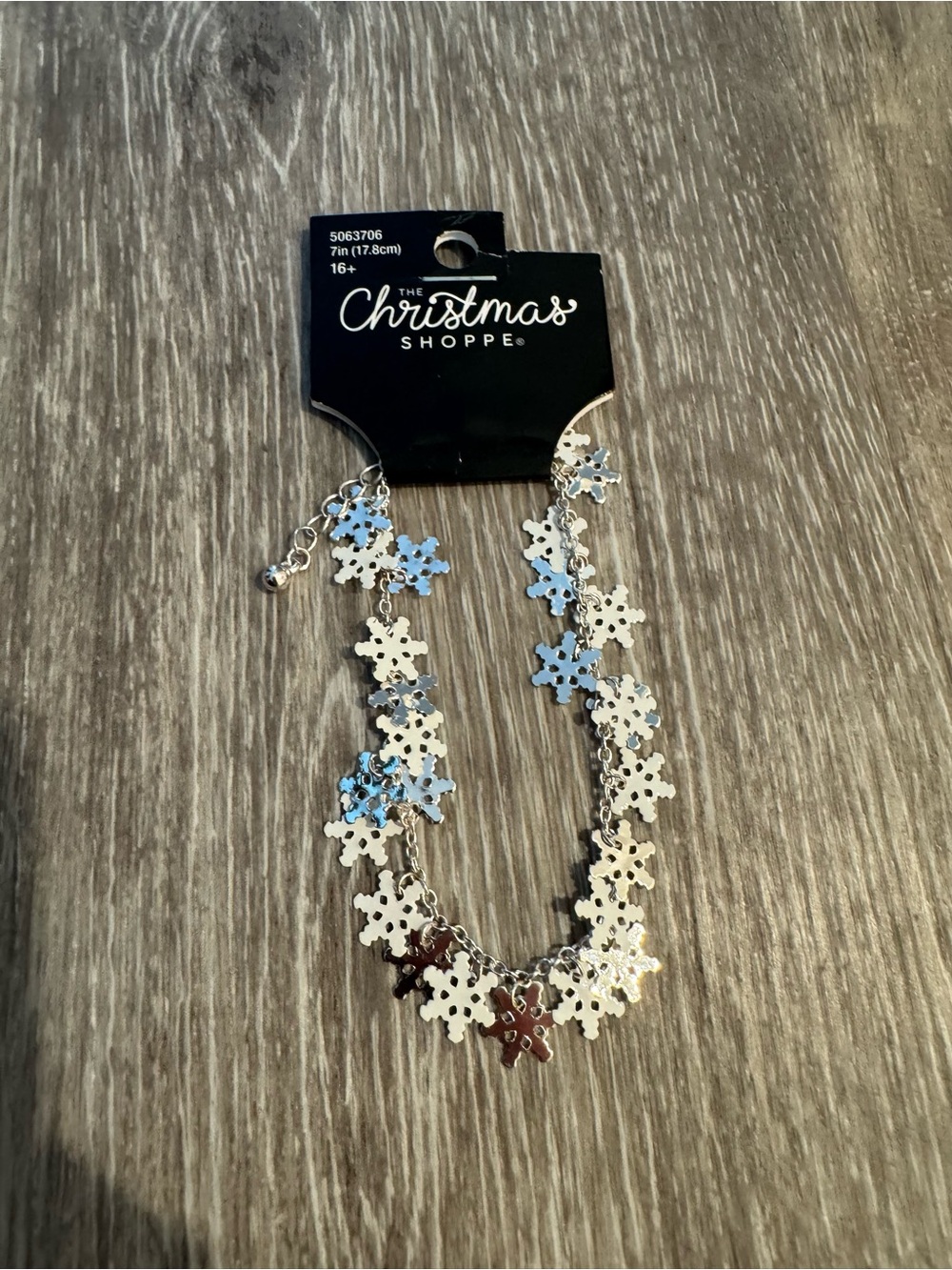 NWT Christmas Shoppe snowflake bracelet